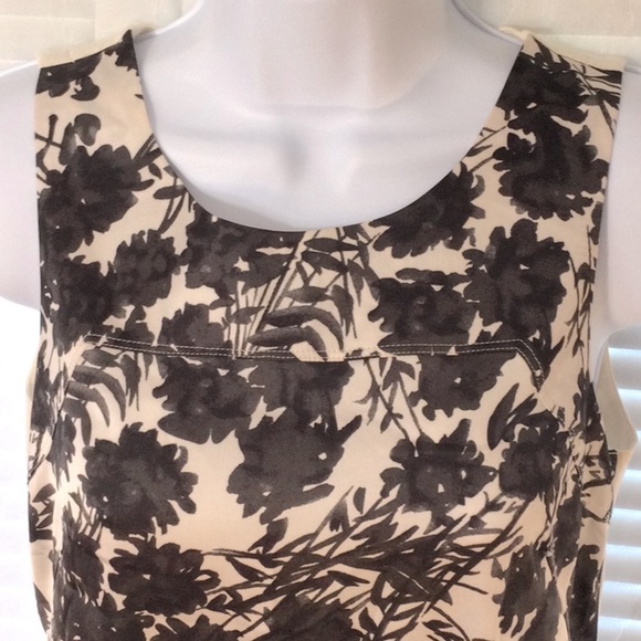 Ann Taylor Sleeveless Floral Top XSP - Picture 4 of 12